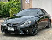 Lexus IS 300H 2.5 Luxury 2015 เข้าศูนย์ตลอด ประวัติดี ไมล์น้อย 