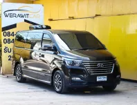 Hyundai H-1 2.5 Deluxe Van ตัวท็อป ปี 2019 รถ 11 นั่ง เกียร์ Auto เครื่อง ดีเซล
