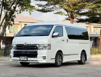 Toyota Ventury 3.0 ปี 2017 ออปชั่นเต็ม รถสวย ใช้งานน้อย 