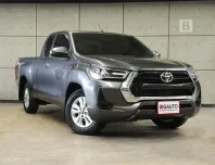 2024 Toyota HILUX REVO 2.4 Smart Cab Z Edition Mid AT ไมล์แท้ 2 หมื่น รับประกัน3 ปี 100,000 KM B3995