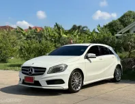 2014 Mercedes-Benz A-Class 1.6 A180 รถเก๋ง 5 ประตู 