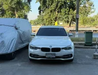 2018 BMW 3 Series 2.0 330e รถเก๋ง 4 ประตู 