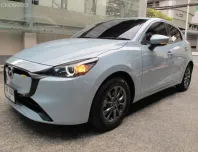 2025 MAZDA 2 1.3 S SPORTS เกียร์AUTO สีฟ้า ปุ่มSTART รถสวยสภาพใหม่ วิ่งน้อย 12,896 กม. 