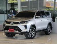 Toyota Fortuner 2.4 G Leader ปี 2023 สภาพป้ายแดง ไมล์แท้2x,xxxโล รถบ้านมือเดียว ออกรถ0บาท