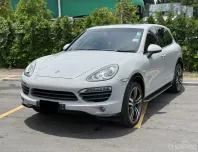 2012 Porsche CAYENNE 3.0 E-Hybrid SUV ออกรถง่าย รถสวย ไมล์น้อย 