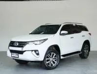 TOYOTA FORTUNER 2.4 V 2WD AT ปี 2019