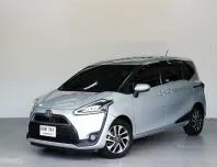 TOYOTA SIENTA 1.5 V AT ปี 2017 จด 2019