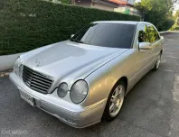 ขายรถ Mercedes-Benz E-Class E240 2005 สภาพดี ระบบไฟฟ้าครบ