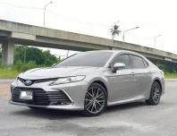 Toyota Camry 2.5 HEV Premium Luxury Sunroof Top สุด MNC ปี 2023