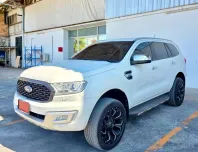 Ford Everest 2.2 Titanium 2017 รถบ้านสวยพร้อมใช้งาน มือเดียวป้ายแดง  