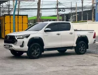 2022 Toyota Hilux Revo 2.4 Prerunner รถกระบะ รถบ้านแท้