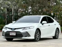 2022 Toyota CAMRY 2.5 HEV Premium Luxury รถเก๋ง 4 ประตู เจ้าของขายเอง รถสวย ไมล์แท้  