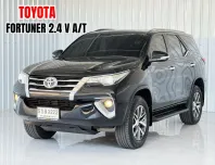 สภาพดี ฟรีดาวน์ได้ Toyota Fortuner 2.4 V 2WD SUV รถบ้านแท้