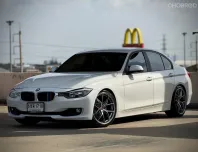 BMW 3 Series 320i 2.0 2015 รถหรู สมรรถนะเยี่ยม