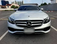 Mercedes-Benz E-Class E300e 2021 รถหรูปลั๊กอินไฮบริดสุดคุ้ม