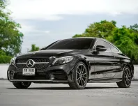 Benz C200 Coupe AMG ปี 2021 สปอร์ต เบาะแดงที่ถูกต้อง เลขไมล์น้อย