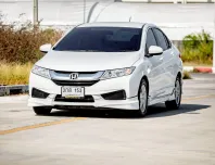 2015 Honda CITY 1.5 i-VTEC รถเก๋ง 4 ประตู 