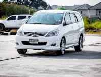 2010 Toyota Innova 2.0 SUV 