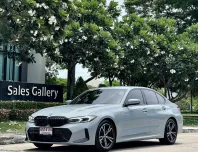 2024 BMW 3 Series 2.0 320d รถเก๋ง 4 ประตู รถบ้านแท้ ไมล์น้อย มือเดียวป้ายแดง  