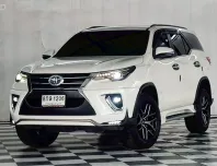 TOYOTA FORTUNER 2.4 V 2 WD เกียร์ออโต้ ปี 2018