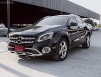 2020 Mercedes-Benz GLA-Class 1.6 GLA200 SUV ออกรถง่าย รถสวย ไมล์น้อย 