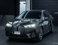 2023 BMW iX 70.0kWh xDrive40 SUV รถบ้านมือเดียว ไมล์แท้  