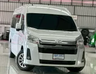 2020 Toyota COMMUTER 2.8 MT