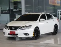 Nissan TEANA 2.0 XL SUNROOF ปี 2019 รถบ้านมือเดียว ใช้น้อยเข้าศูนย์ตลอด ไม่เคยติดแก๊ส สวยเดิม ฟรีดาว