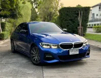 BMW 3 Series 330i 2019 รถบ้านสวยพร้อมใช้งาน ไมล์น้อย 34,000 km. 