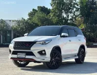 Toyota Fortuner 2.8 TRD Sportivo 2017 รถบ้าน สวยจัด ไมล์น้อย มือเดียวป้ายแดง  