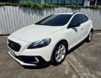 VOLVO V40 D4 2.0 CROSS COUNTRY ปี 2016