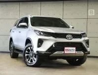 2022 Toyota FORTUNER 2.4 Leader V 4WD SUV AT ไมล์แท้ 7 หมื่น รับประกัน 5 ปี 150,000 KM B5029