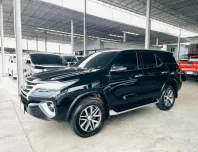 TOYOTA FORTUNER 2.4 V ปี 2019 รถสวย มือแรกออกห้าง พร้อมใช้ ไมล์น้อย รับประกันตัวถังสวย