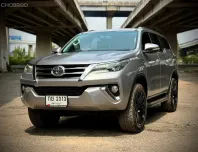 Toyota Fortuner 2.8V 2016 รถ SUV มือสองสภาพดี