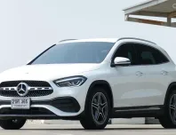 Benz GLA 200 มือเดียว เข้าศูนย์ตลอด ไม่เคยมีอุบัติเหตุ