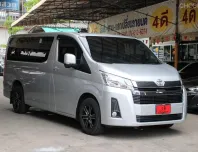 2024 Toyota HIACE 2.8 GL Van