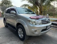 2010 Toyota Fortuner 3.0 V SUV รถบ้านมือเดียว
