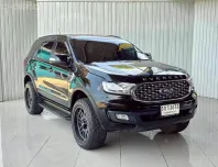 FORD EVEREST 2.0 TURBO TREND ปี 2022 จด 2023 สีดำ AT ขับ 2  โฉม ปี15-22