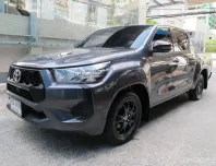 2025 TOYOTA REVO DOUBBLECAB 2.4 ENTRY Z EDITION (ยูโร5) เกียร์ธรรมดา สีเทา วิ่งน้อย 6,053 กม สวย 
