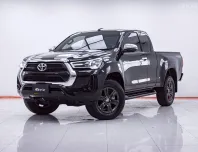 1F056 TOYOTA REVO 2.4 MID PRERUNNER SMARTCAB MT 2023