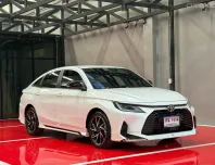 2024 TOYOTA YARIS ATIV 1.2 PREMIUM LUXURY รถมือเดียวป้ายแดง วิ่งเพียง30,000กม รถไม่มีอุบัติเหตุครับ