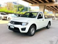 2014 Mitsu Triton 2.4 ตอนเดียวเบนซิน เกียร์ MT รถสวยพร้อมใช้งาน