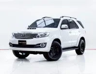 5C613 TOYOTA FORTUNER 2.5 V 2WD AT 2015