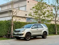2013 Toyota Fortuner 2.7 V SUV เจ้าของขายเอง รถสวย ไมล์น้อย มือเดียวป้ายแดง  