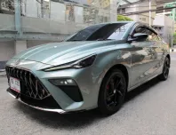2025 MG 5 1.5 PRO D AUTO สีเขียว ปุ่มSTART  วิ่งน้อย 2,368 กม. รถสวยสภาพใหม่ มือเดียว ฟรีดาวน์