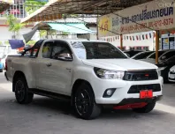 2017 Toyota HILUX REVO 2.8 G 4WD Smart Cab Pickup
