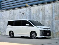 Toyota Voxy Hybrid S-Z 2024