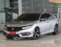 Honda CIVIC 1.5 Turbo RS ปี 2017 ไมล์แท้7x,xxxโล เข้าศูนย์ตลอด รถบ้านมือเดียว สวยเดิมทั้งคัน ฟรีดาวน