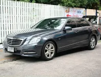 2011 MERCEDES BENZ E200 1.8 (CGI) รถไมล์แท้ 53,600 KM มีประวัติเข้าศูนย์ รถสีเดิม น็อตไม่เคยขยับ