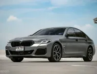BMW 530e M Sport ปี 2021  วารันตี / BSI เหลือครบแบบไม่ต้องกังวล